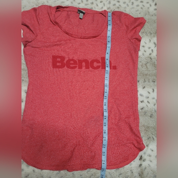 BENCH T-SHIRT, preloved - Picture 6 of 9